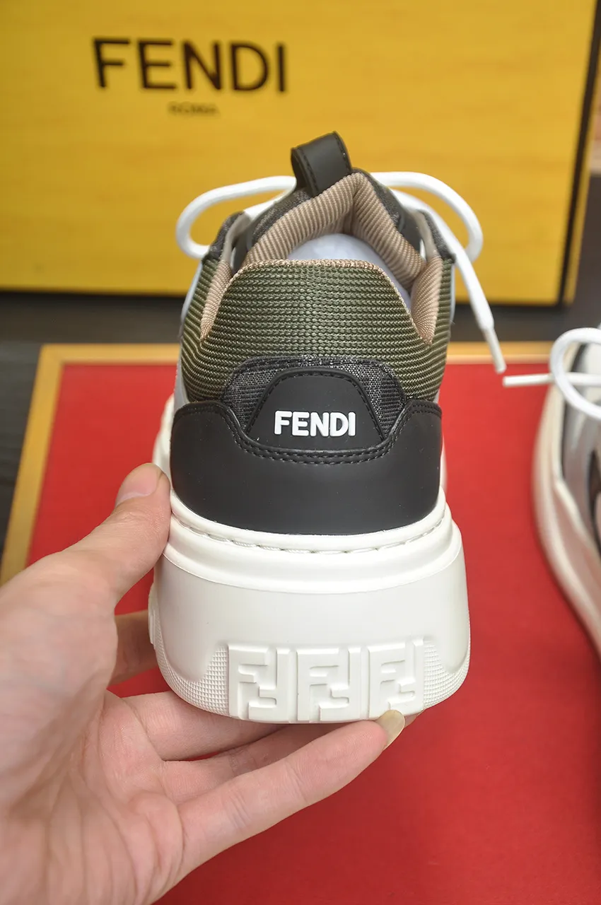 Men's shoes 💰600💶 [Fendi] The latest casual sports shoes 🔥 Many 💑 stars have the same style FD match. The original version is a one-to-one replica. Designer Kim Jones's first fendi match and Donkey brand Trainer basketball sneakers. Material: Original silk mesh. Lining: Breathable mesh. Packaging: Original 1:1 matching high-end packaging. Size: 38-45 (45 is custom-made and cannot be returned or exchanged)